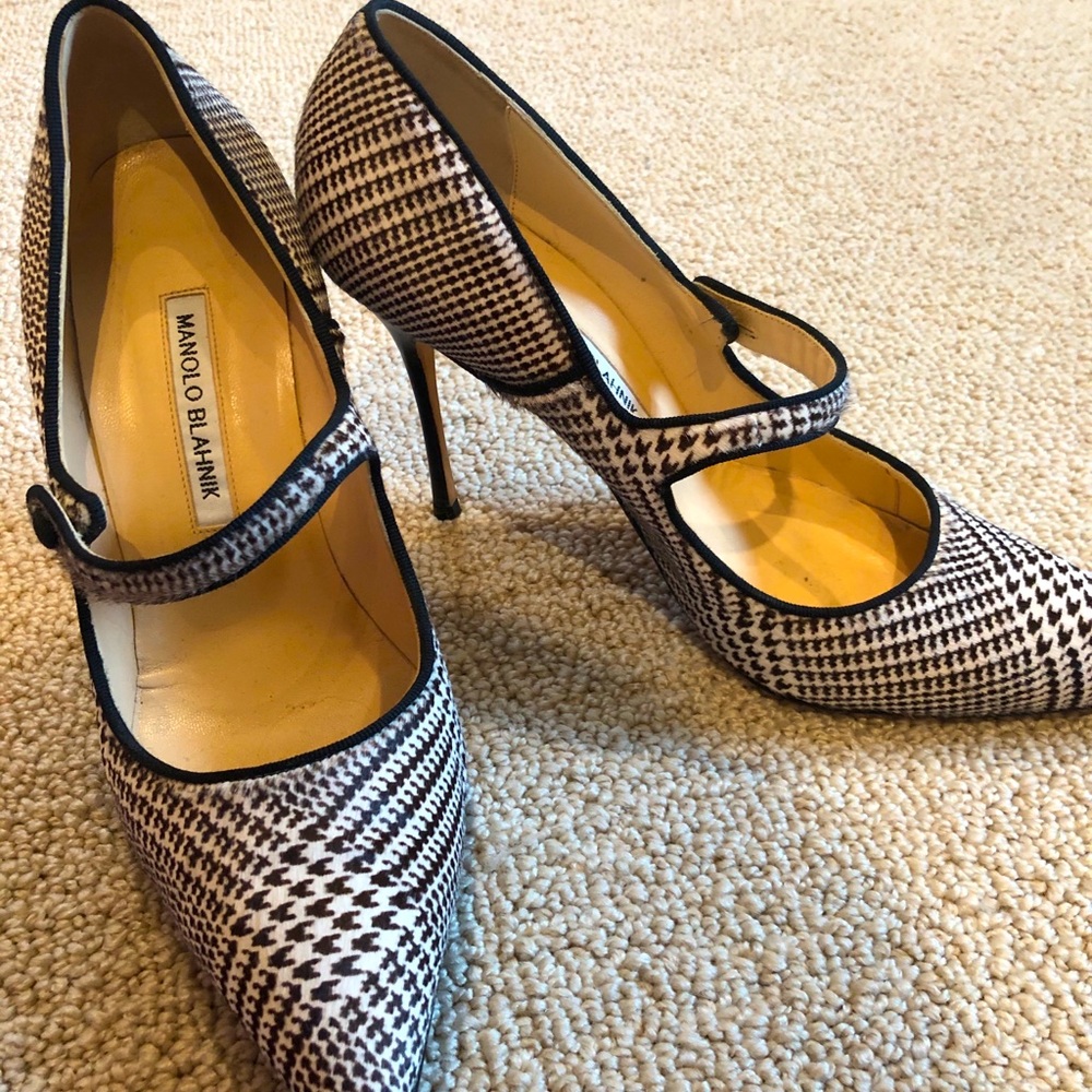 Manolo Blahnik Campari Houndstooth Calf Ha…